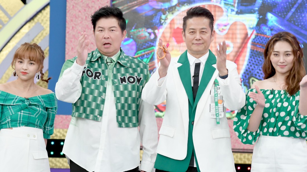 節目主持人徐凱希（左起）、曾國城、徐乃麟和張文綺。（圖／華視提供）