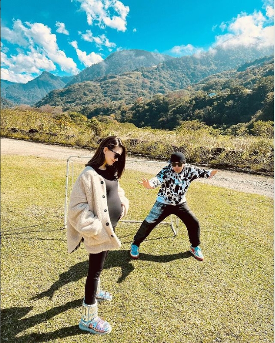 昆凌正懷著女寶寶。（圖／翻攝自jaychou IG）   