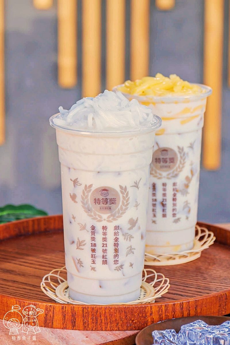「拉麵」是用蒟蒻製成,熱量比較沒有負擔。(圖/柚香魚子醬的蹦蹦跳跳提供)