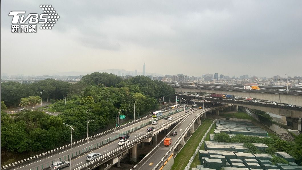 週五變天北部防局部大雨!勞動連假天氣出爐 這天全台陰雨