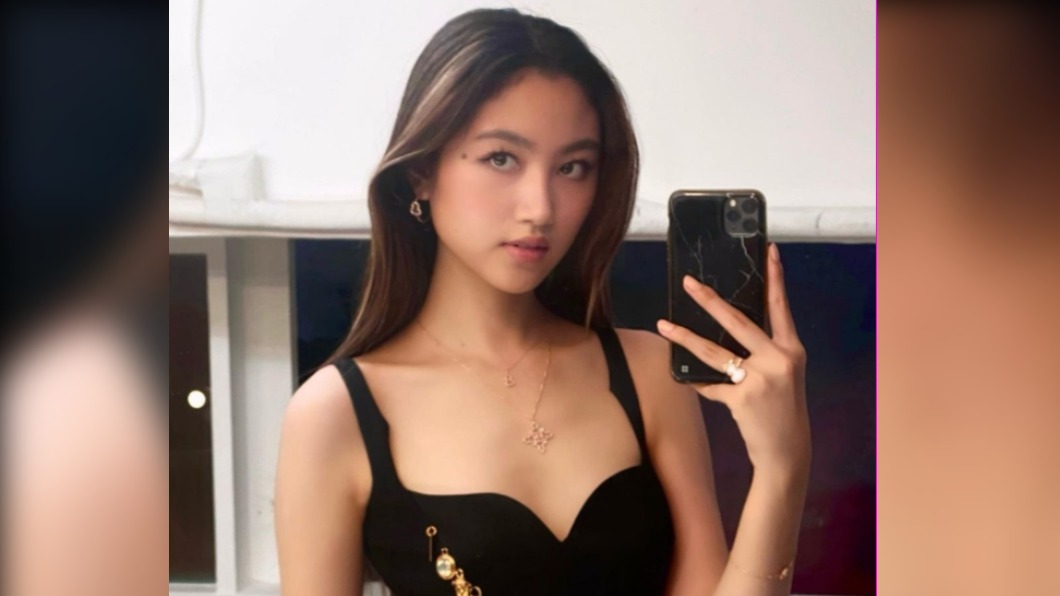 任達華和琦琦的女兒任晴佳,完美繼承了爸爸媽媽優良基因。(圖/翻攝自IG@ellayamm)