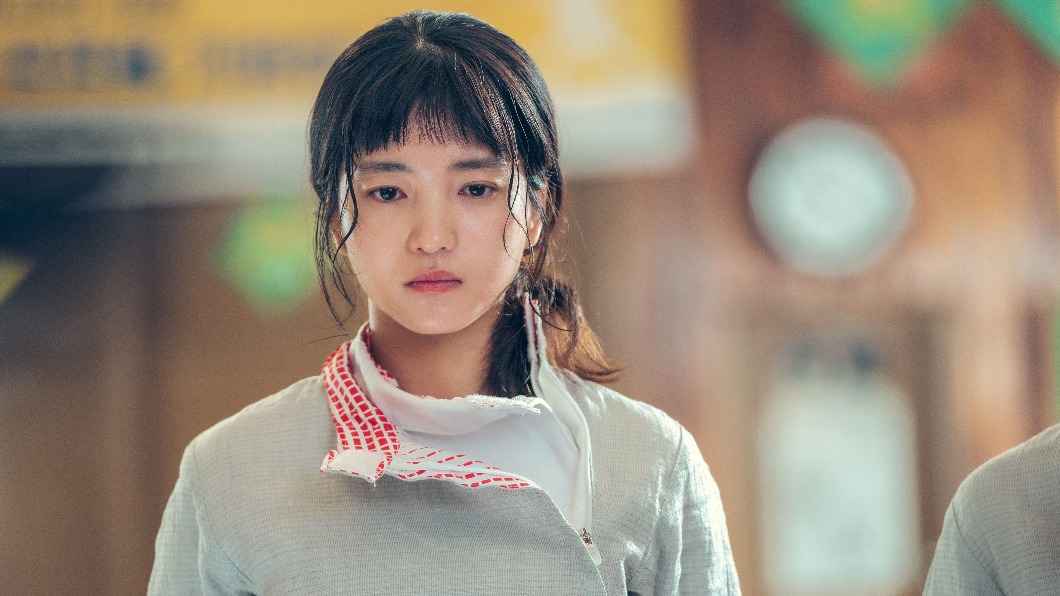 金泰梨拿下南韓百想藝術大賞女子人氣獎。(圖/Netflix提供)
