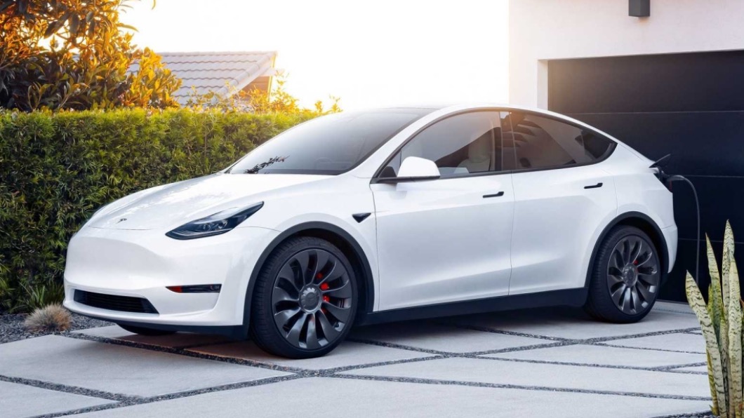 二手車都跌價出售? 特斯拉中古Model Y比新車貴