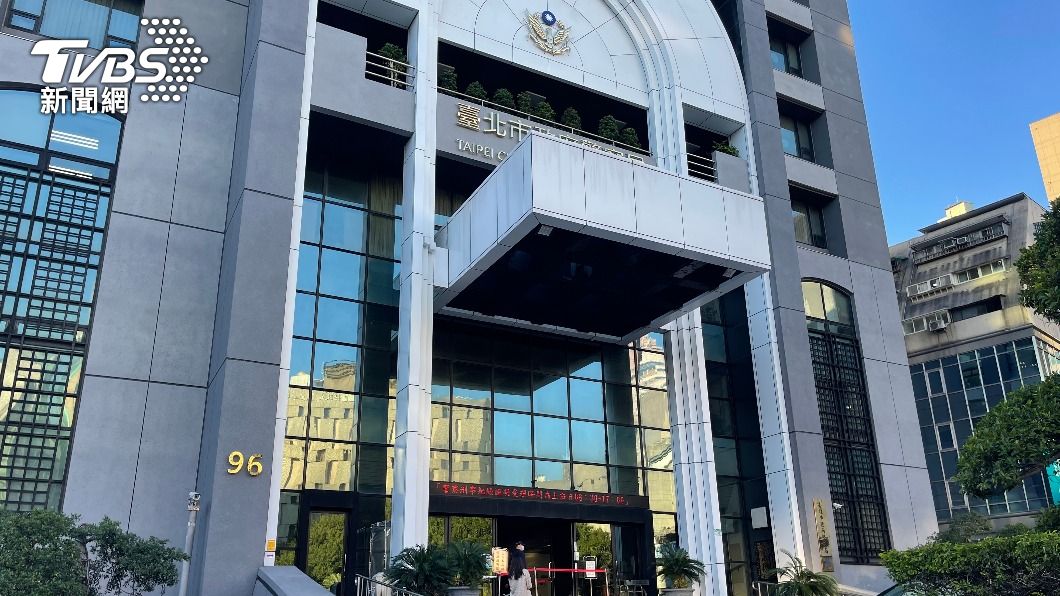 曾任李敖隨扈竟朝女警伸鹹豬手 退休警上訴高院仍判有罪