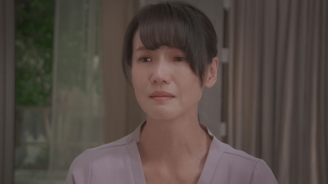 劇中面對女兒不諒解,張本渝落淚無語。(圖/華視提供)
