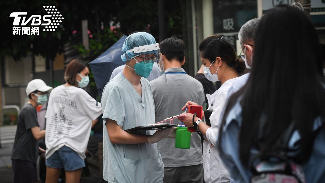 台灣確診連日破萬　美CDC調升疫情風險：不建議來台旅遊