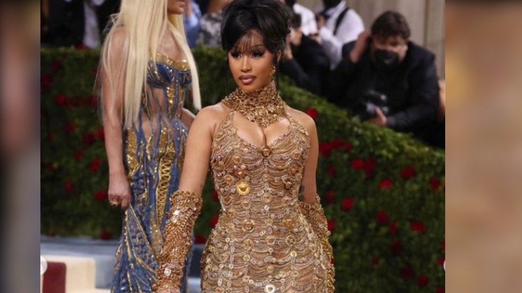 饒舌歌手Cardi B。(圖/翻攝自metgalaofficial IG)