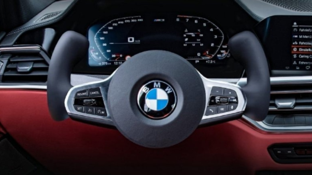 BMW方向盤遭爆抄襲特斯拉?網歪樓:較像寶可夢小拳石