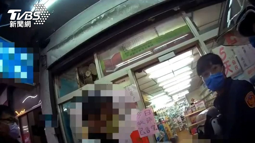 警方獲報到場了解。(圖/TVBS)