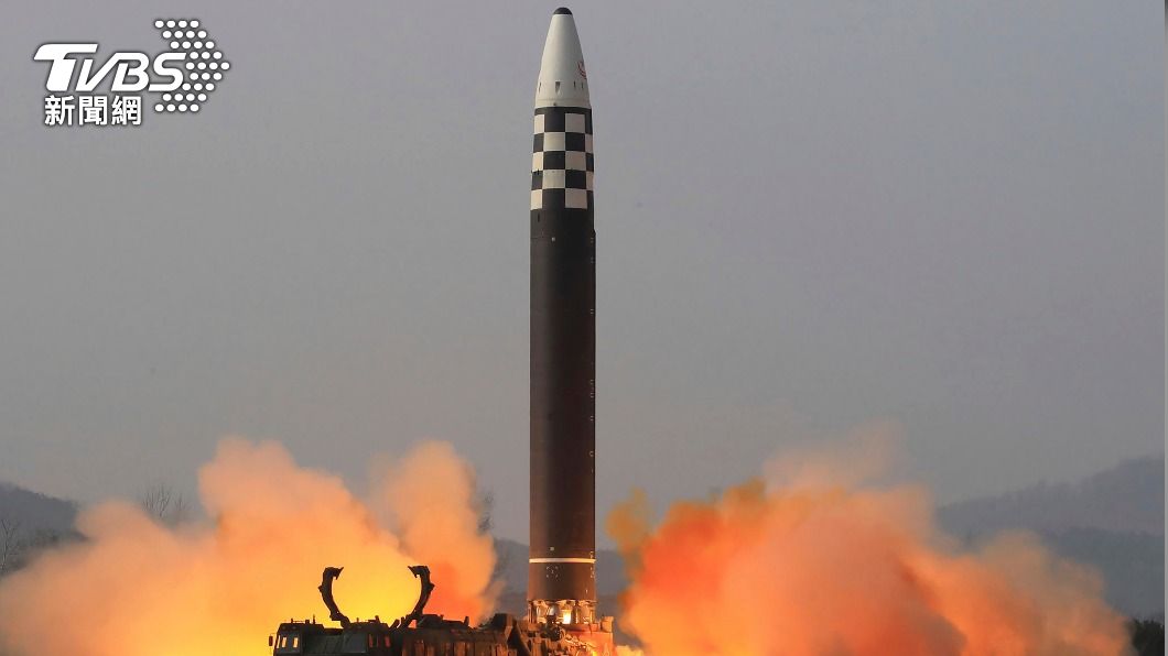 快訊／北韓朝東海發射不明飛行器　初判疑為彈道飛彈