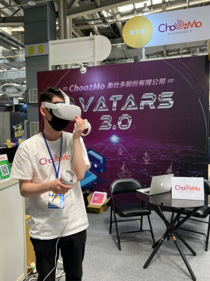 集仕多元宇宙，相容於各種VR頭盔裝置。（圖／集仕多）