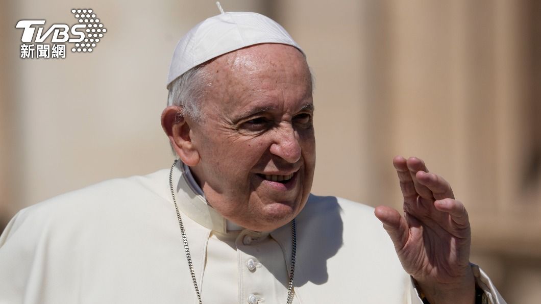 教宗(Pope Francis)表示神職人員應當追求和平,力拚俄烏停戰,(圖/達志影像美聯社)