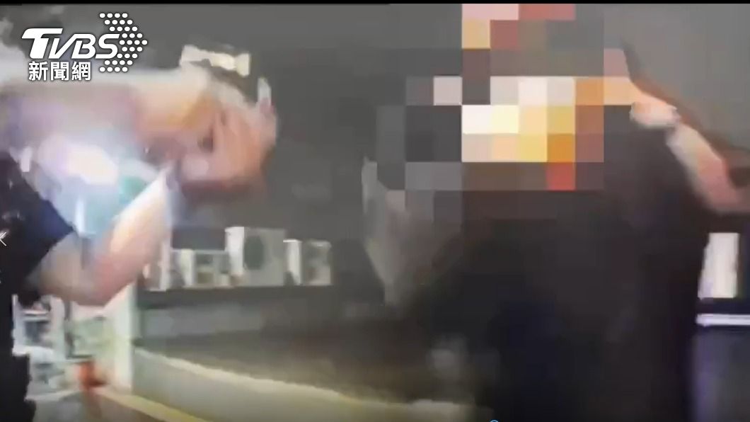 酒醉喧嘩還三字經辱警 警對空鳴槍逮2醉漢