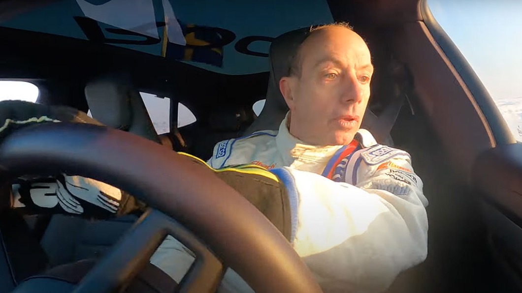 對車輛來說固然是考驗,但車手其實更為辛苦。(圖/翻攝自Race Of Champions)