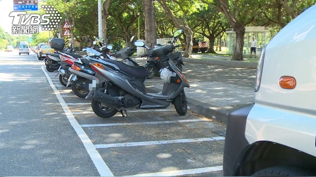停車時最怕被人移車。(示意圖/TVBS資料畫面)