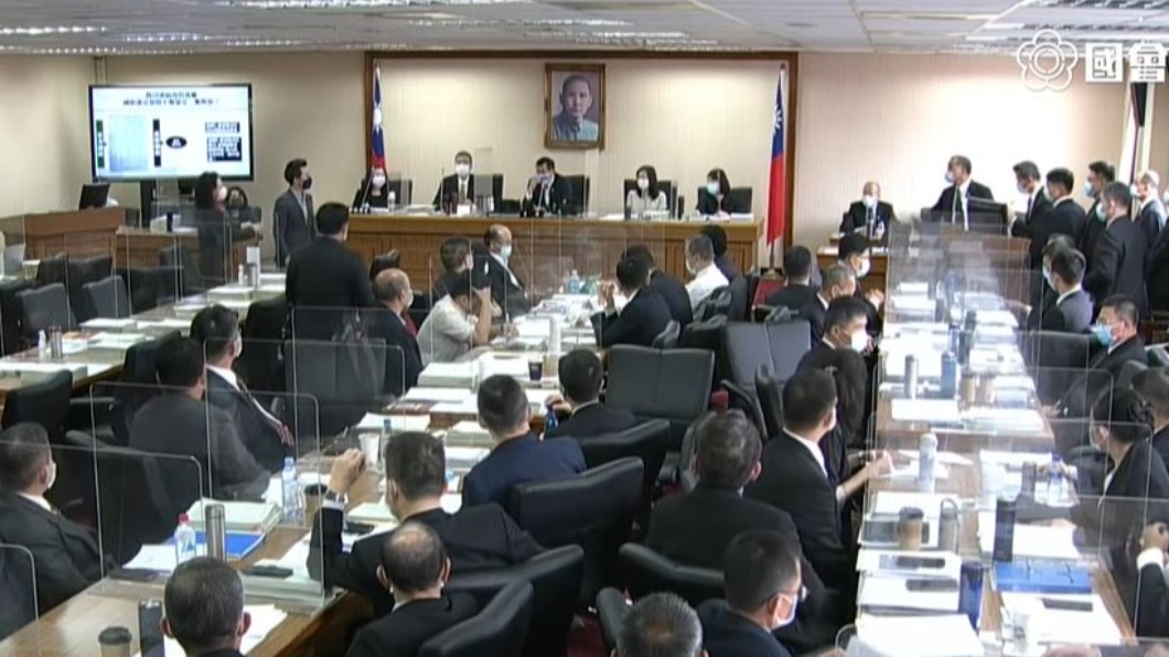 (圖/翻攝自國會議事轉播頻道)