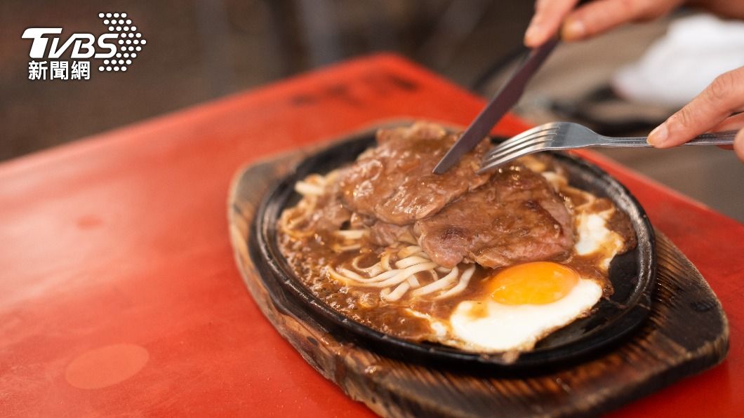 外國人狂讚「1夜市美食」他卻好疑惑!網曝這關鍵:台灣獨有