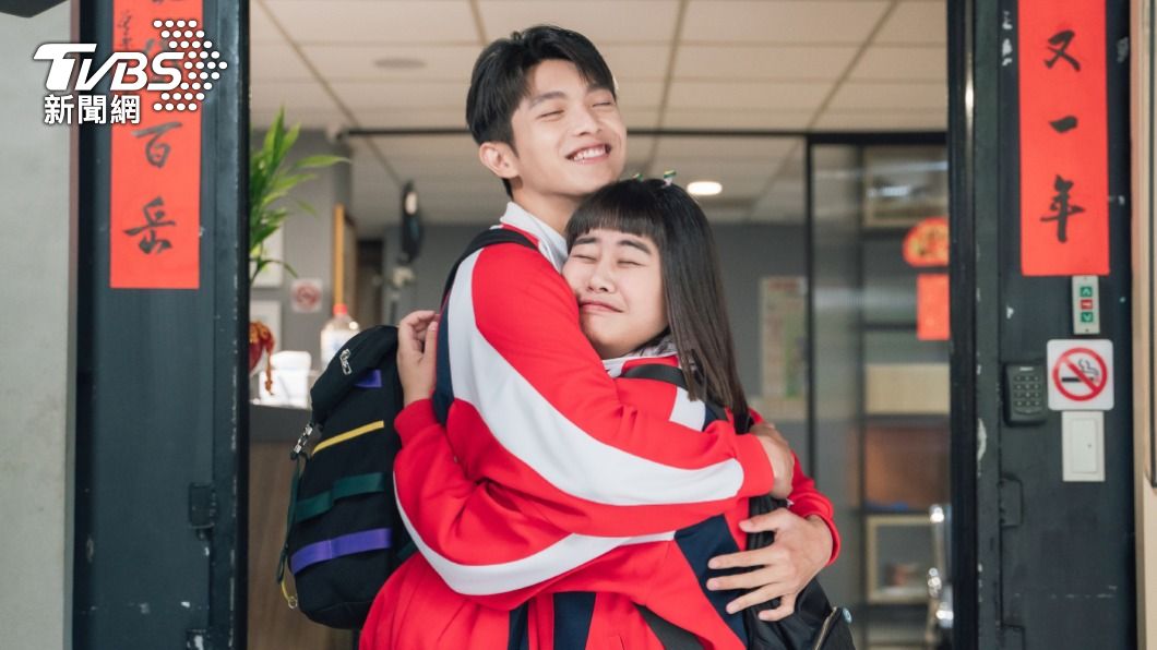 「寶嘉CP」林輝瑝（左）、李星鏴，備受劇迷喜愛。（圖／TVBS）