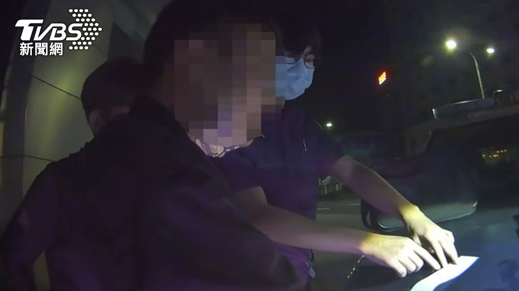 講不聽!警連抓汽機車酒駕 男駕駛遭逮辯「只吃薑母鴨」