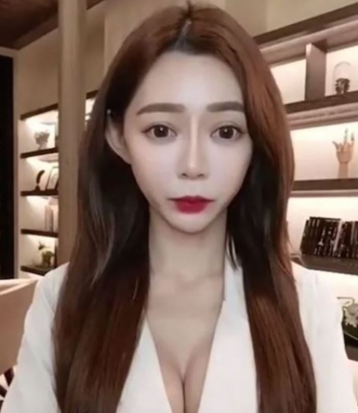 長瀨昆妮遭罵後超委屈。(圖/翻攝自蘭庭精品臉書)
