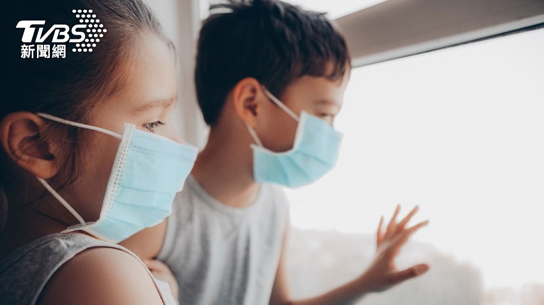 疫情在家,有87%學童心理健康、體能狀況受影響。(示意圖/shutterstock達志影像)