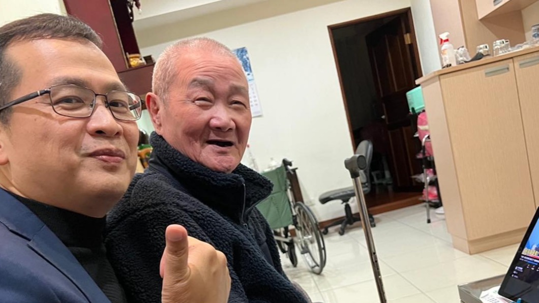 曾與死神拔河!羅智強父親病癒留「詭異後遺症」:會害怕