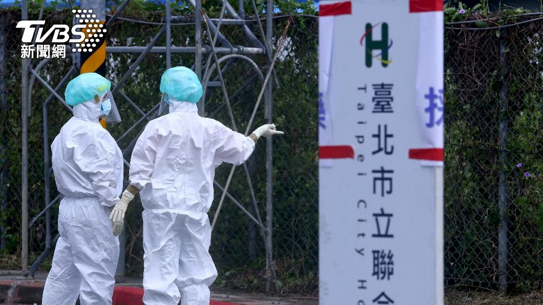 有醫護人員向《衛報》透露,醫院面臨人手不足等問題。(示意圖/達志影像路透社)