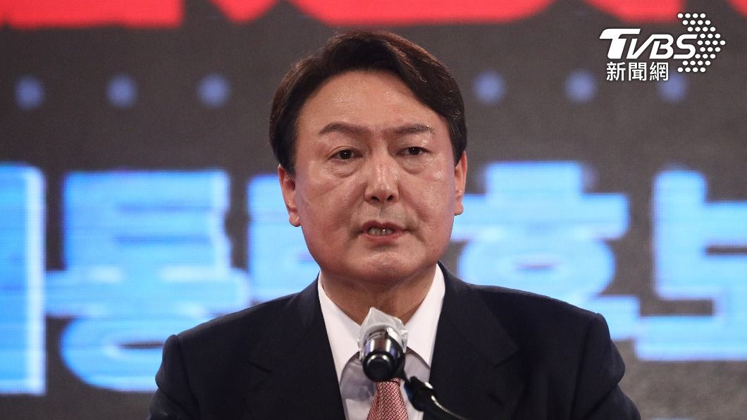 尹錫悅明日起成為韓軍最高統帥。(圖/達志影像路透社)