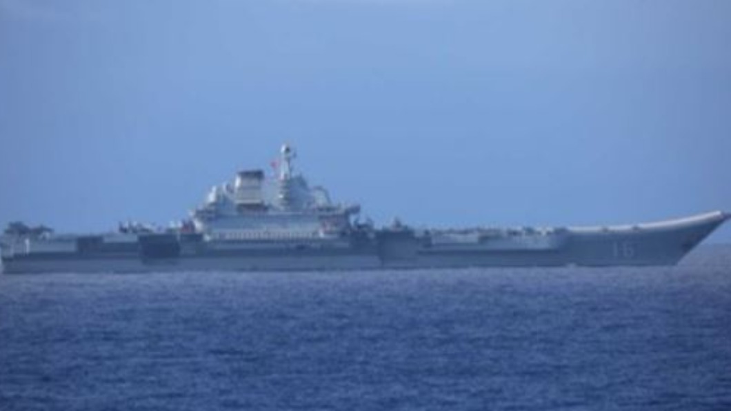 遼寧號等4艦現石垣島南方 日本出雲號持續監視