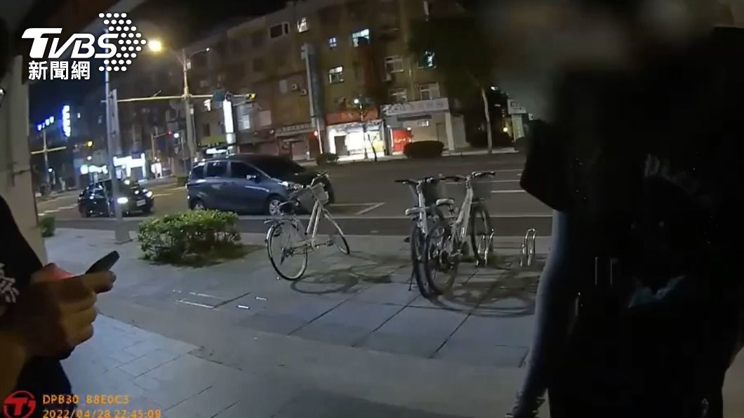 菜鳥車手想「高薪輕鬆賺」 領贓款遇警頻發抖露餡
