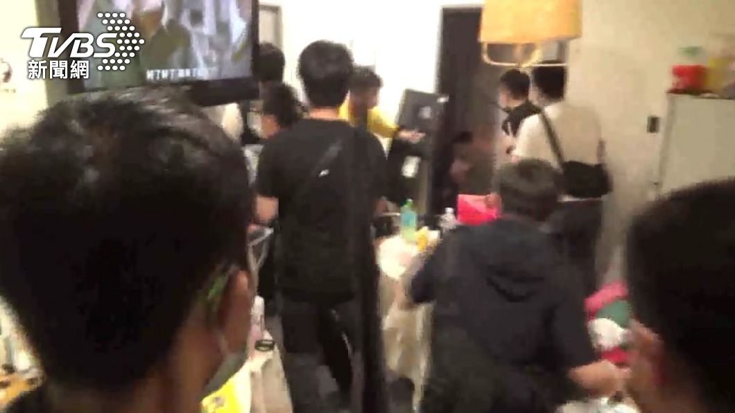 假買賣真行搶!6煞試完奧迪車 持球棒打賣家頭奪鑰匙