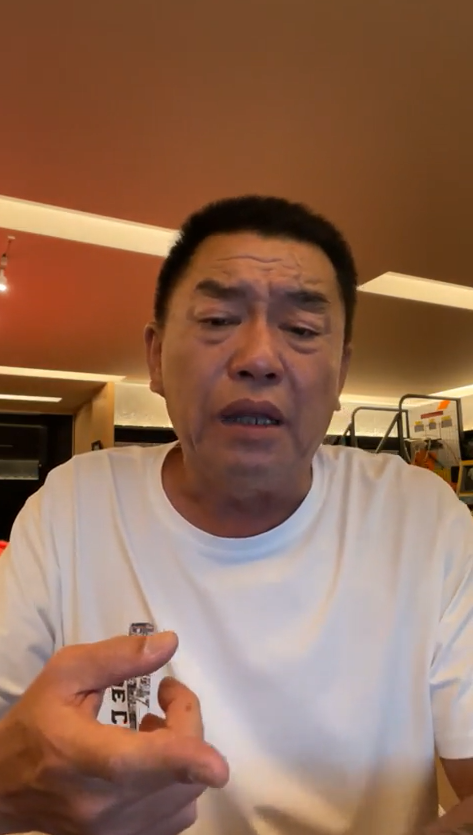 廖老大回應「醜化中國」的指控。(圖/翻攝自賽車教父-廖老大臉書)