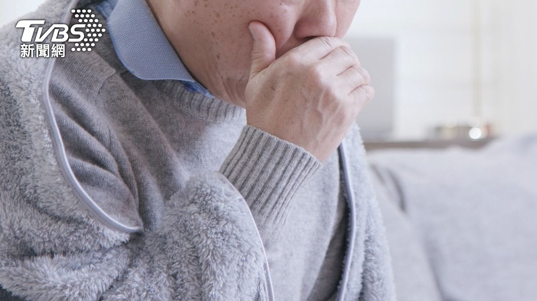 染疫和舊疾難分?醫憂病情變化快:長者有1症狀就快篩