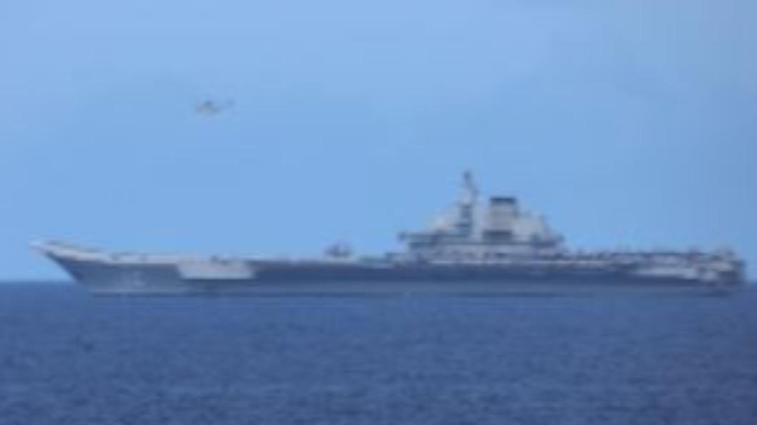 共軍遼寧艦太平洋演訓 連8天逾百架次戰機起降