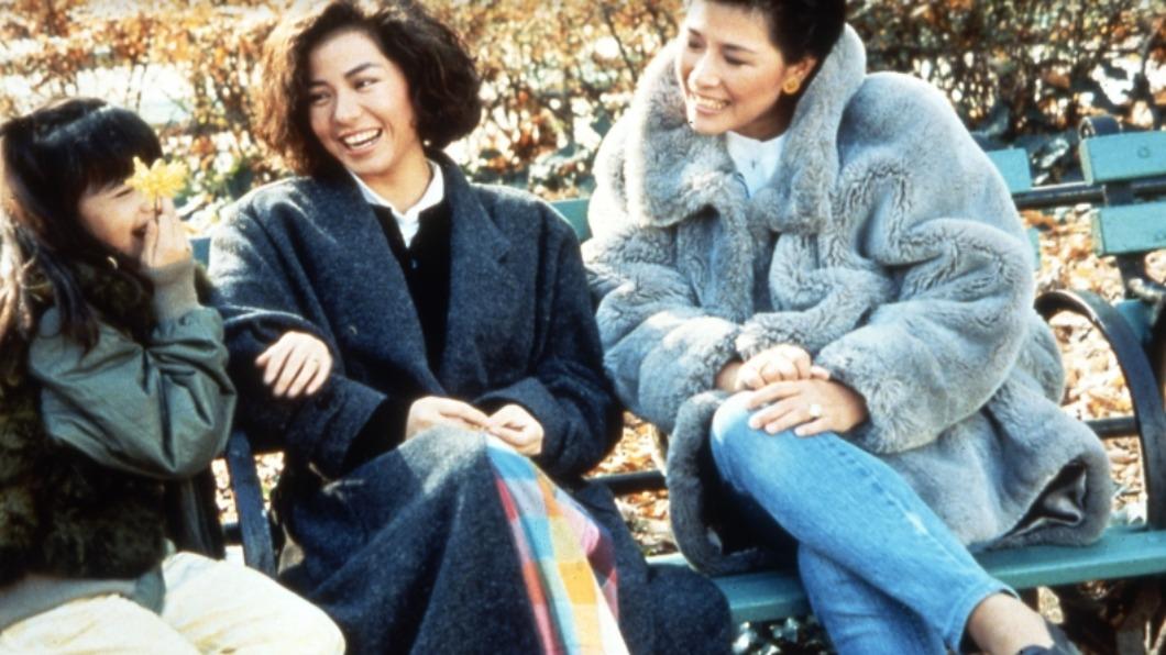 鍾楚紅(中)當年在《秋天的童話》中演出。(圖/甲上提供)