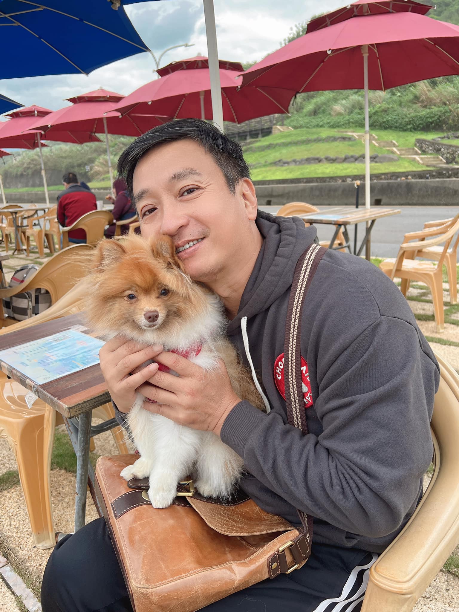 王中平先前已自行先隔離,今(12)日證實確診。(圖/翻攝自王中平臉書)