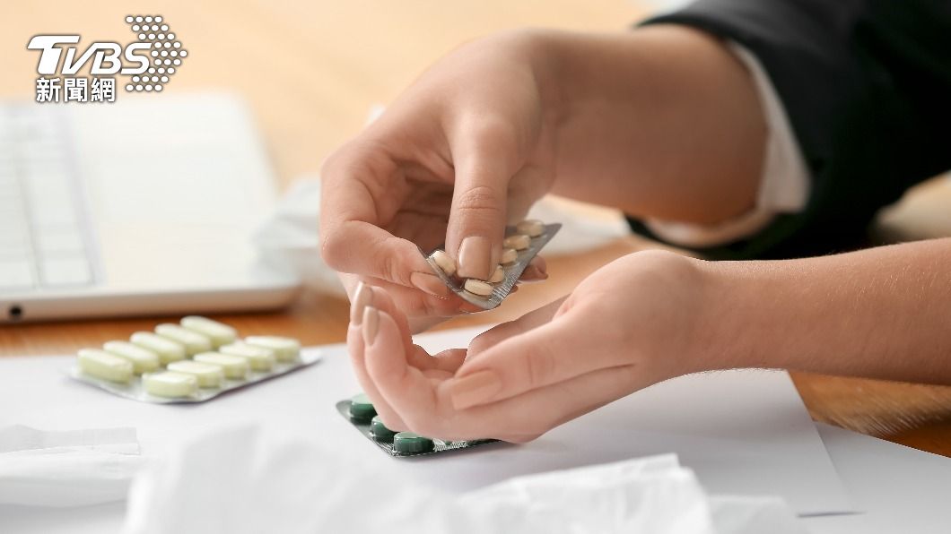 陳嘉行表示只吃三顆感冒藥就康復了。(示意圖/shutterstock達志影像)