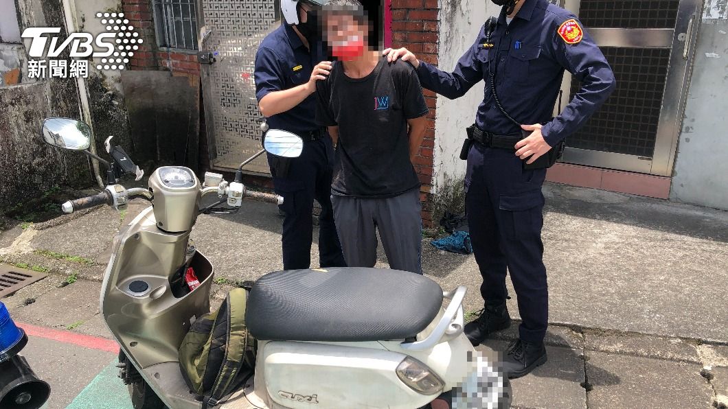 偷了又偷!竊盜通緝犯見機車鑰匙沒拔 騎了就走被警抓