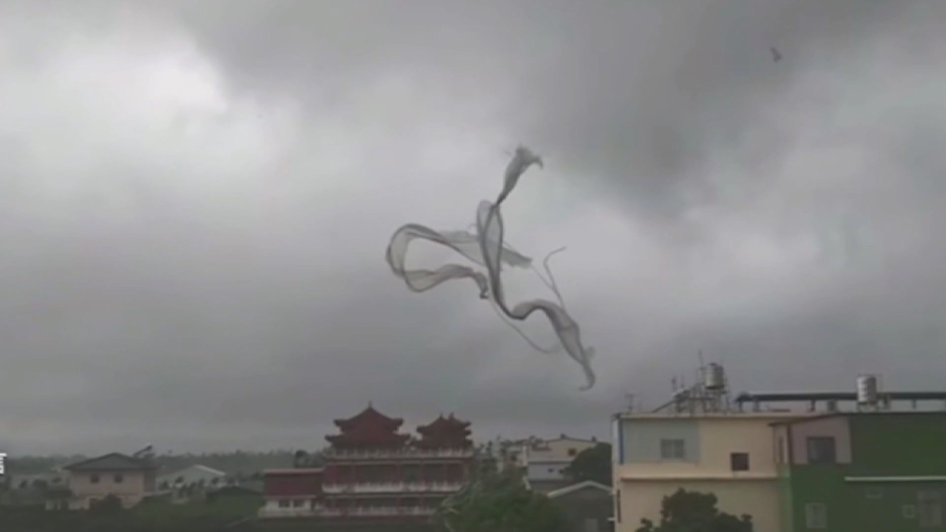圖／翻攝自里港郎