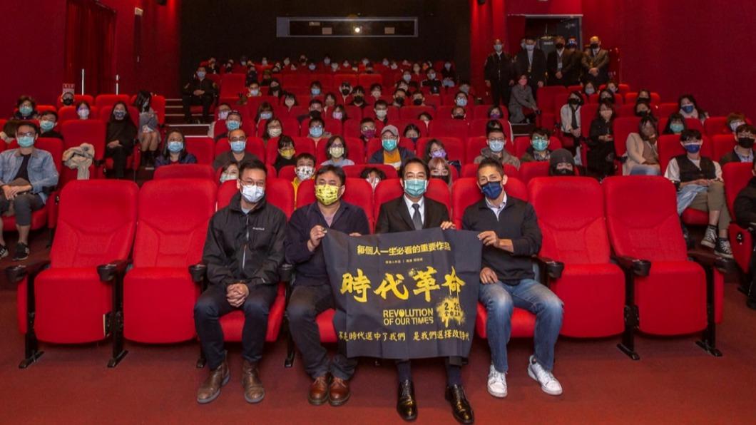 香港紀錄片《時代革命》引起迴響。(圖/翻攝自時代革命臉書)