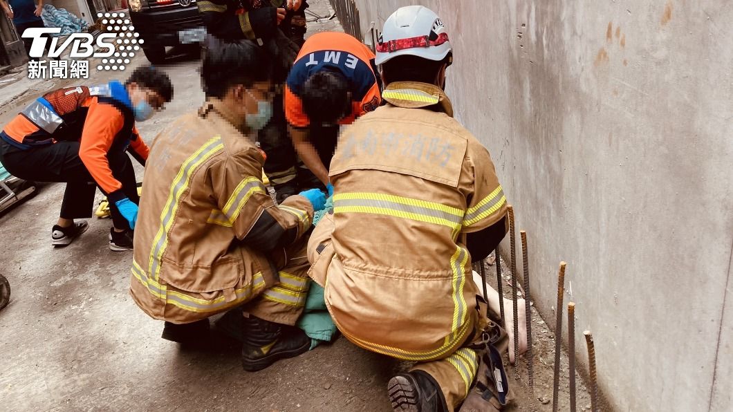 台南女6樓墜落「3根鋼筋穿身」 無生命跡象搶救中