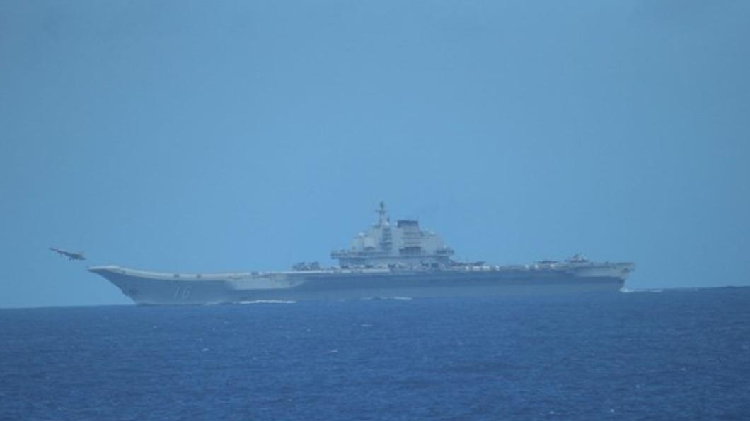 入太平洋逾10天!陸遼寧艦演練艦載機 日戰機緊急升空