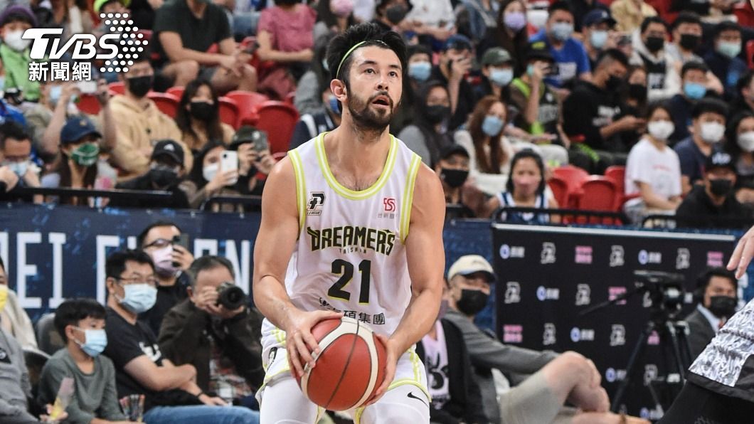 PLG簡浩單場飆9記三分球　夢想家逆轉擊敗富邦勇士