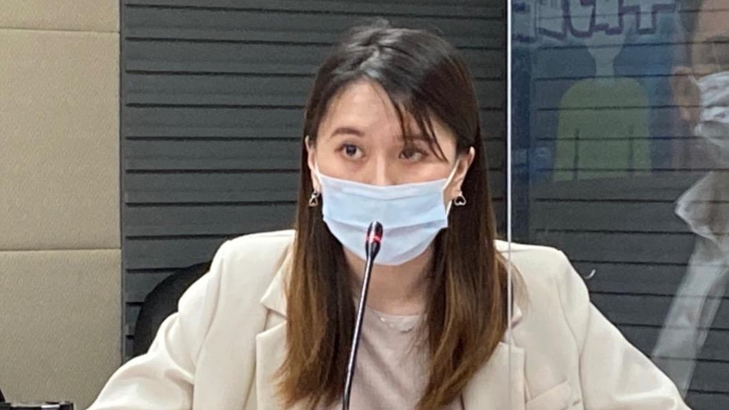 蔡英文執政6週年　藍營智庫：為何讓年輕人只想躺平？