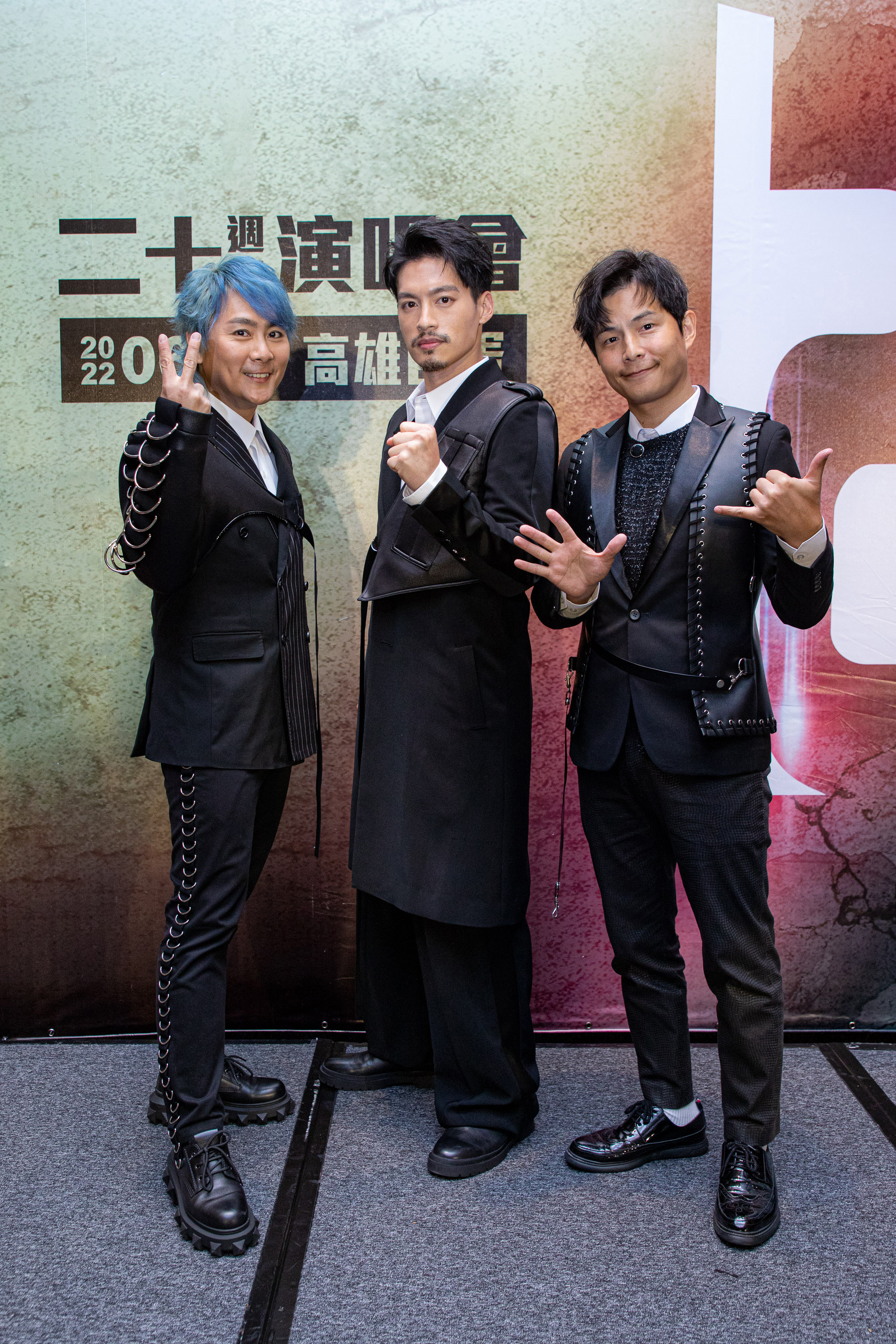 王仁甫直呼2056年會變流浪漢。(圖/LiTV、華貴娛樂提供)
