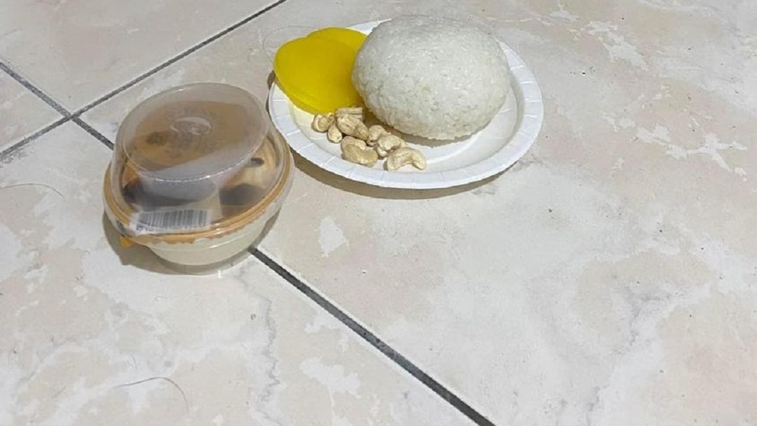幫室友準備「在地美食」隔離餐　網笑：地基主都吃比他好