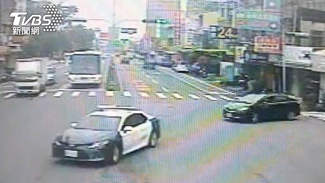男童全身抽搐發高燒!送醫卡車陣 父急衝派出所