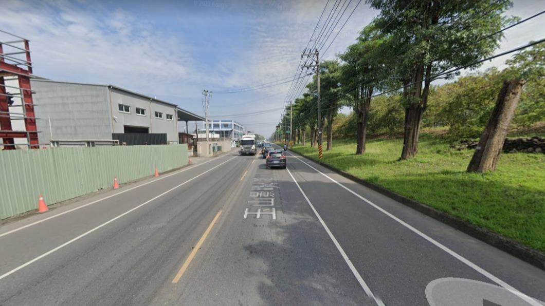 大寮區河堤路。(圖/翻攝自GOOGLE街景)