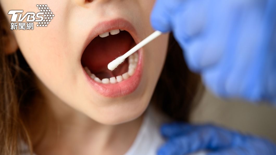5歲以下孩童確診住院比例大增。（示意圖／shutterstock達志影像）