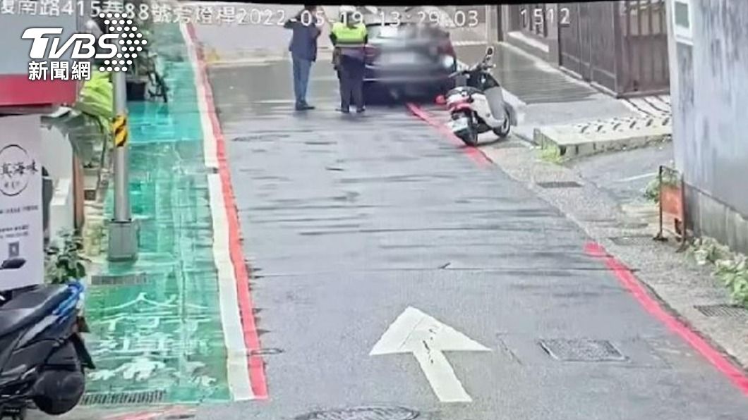 徐巧芯違停事件燒! 律師曝看法「警察內心戲無法控制」